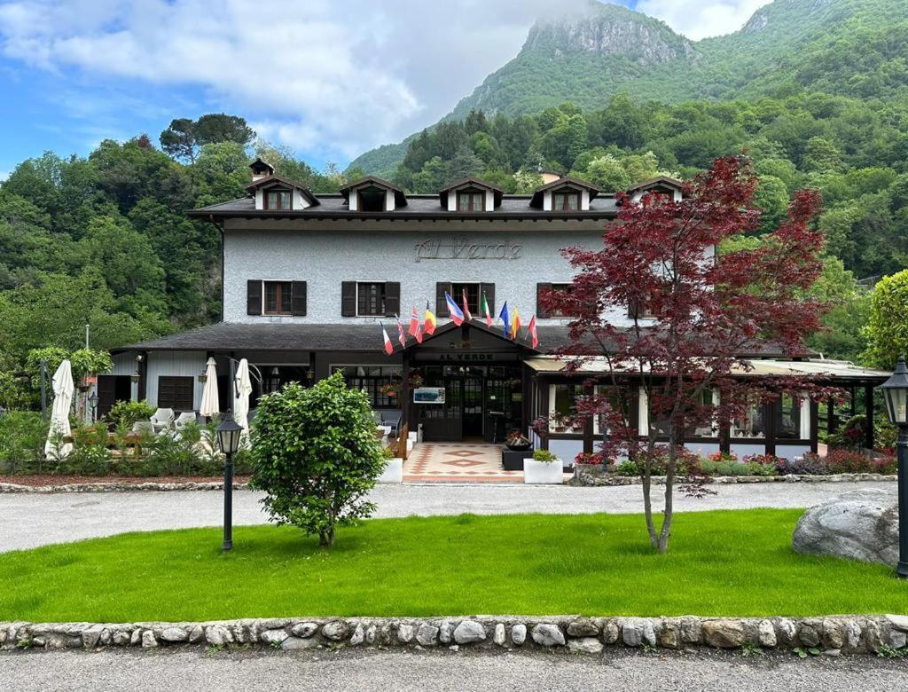 Hotel Al Verde Mandello del Lario Esterno foto