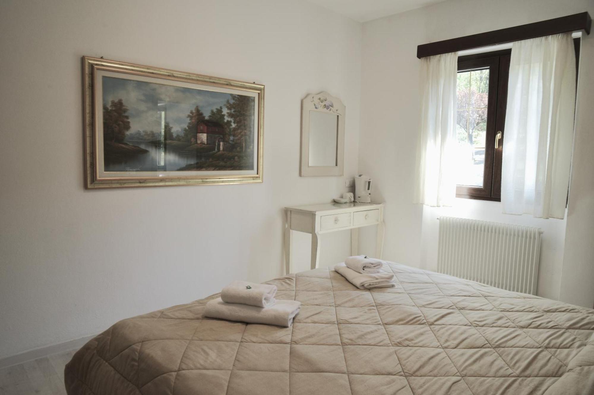 Hotel Al Verde Mandello del Lario Esterno foto